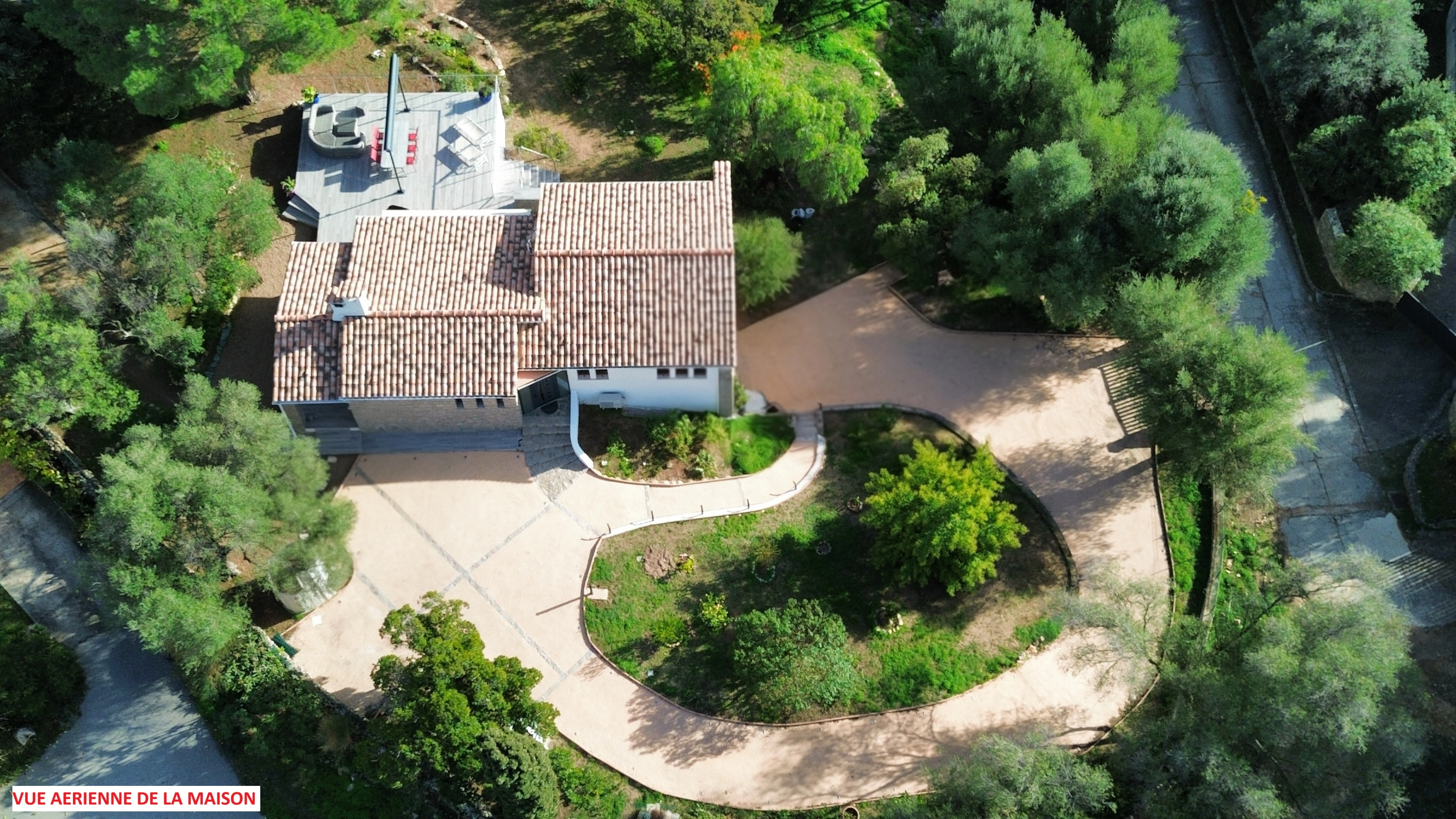 Vue aérienne de la résidence La Terrasse des Oliviers
